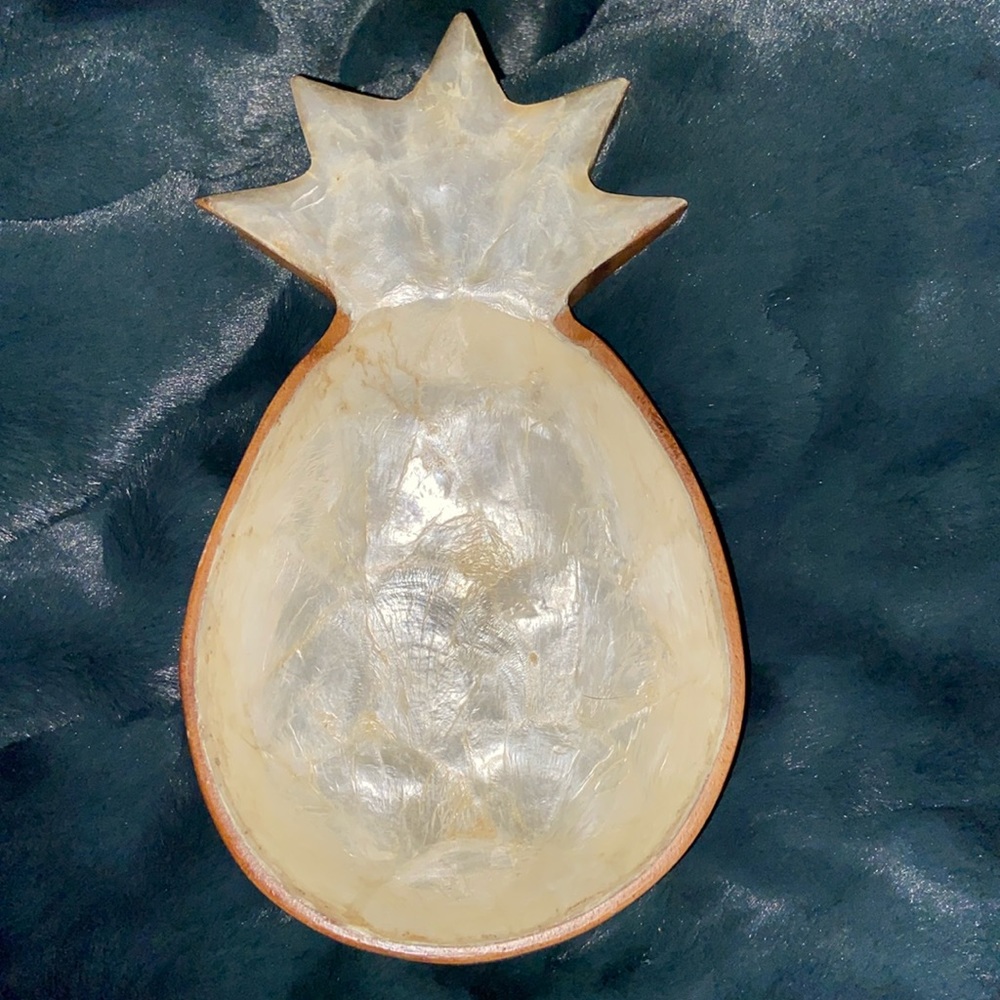 Monkey pod MCM pineapple dish Vintage